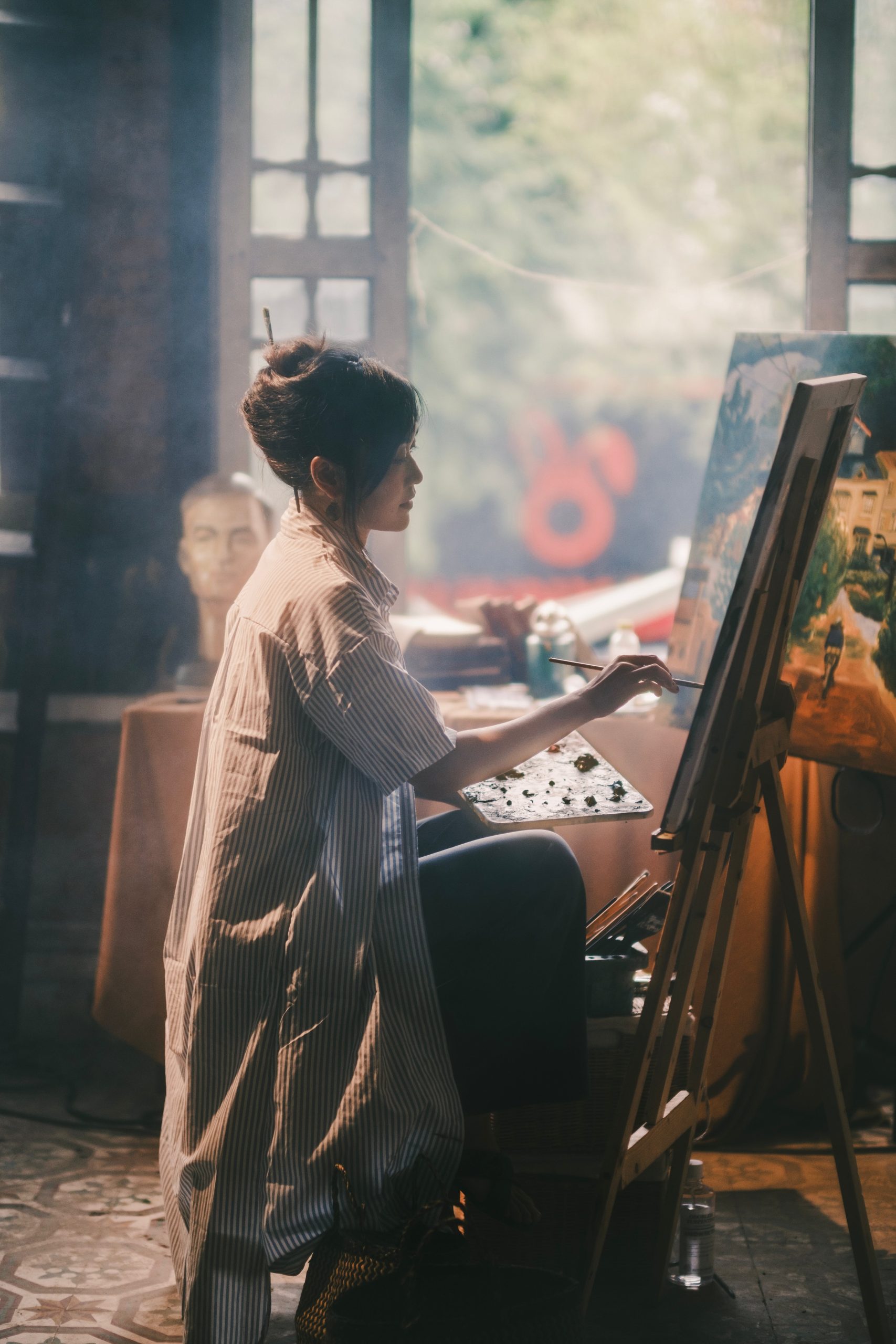 The Best Easels for Painters in 2024: Ultimate Guide