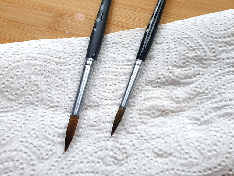 How To Clean A Watercolor Brush Properly - Easy Guide